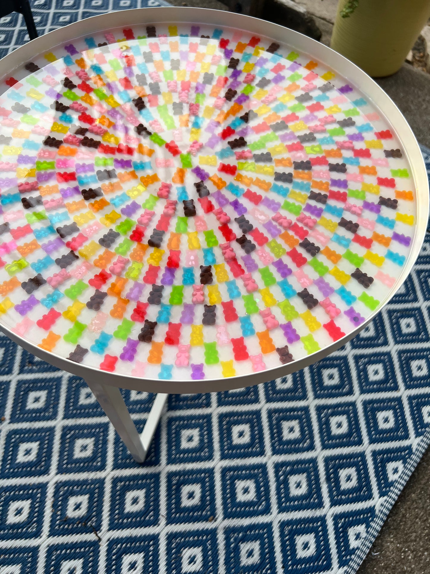 Gummy Bears Galore Tray Table